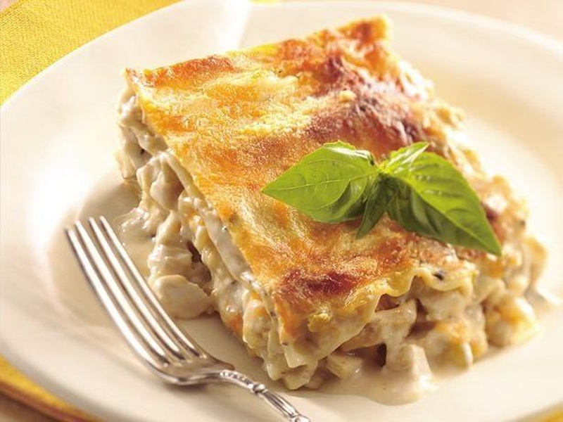 "Итальянский обед". Лазанья с курицей и суп Минестрони. Научимся делать домашнюю пасту и соус Бешамель.